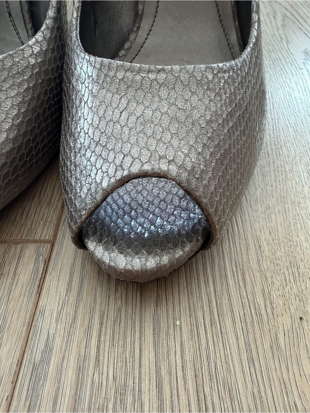 Metallic Peep-Toe High Heels in Metallic Taupe\Gray - Picture 12 of 15